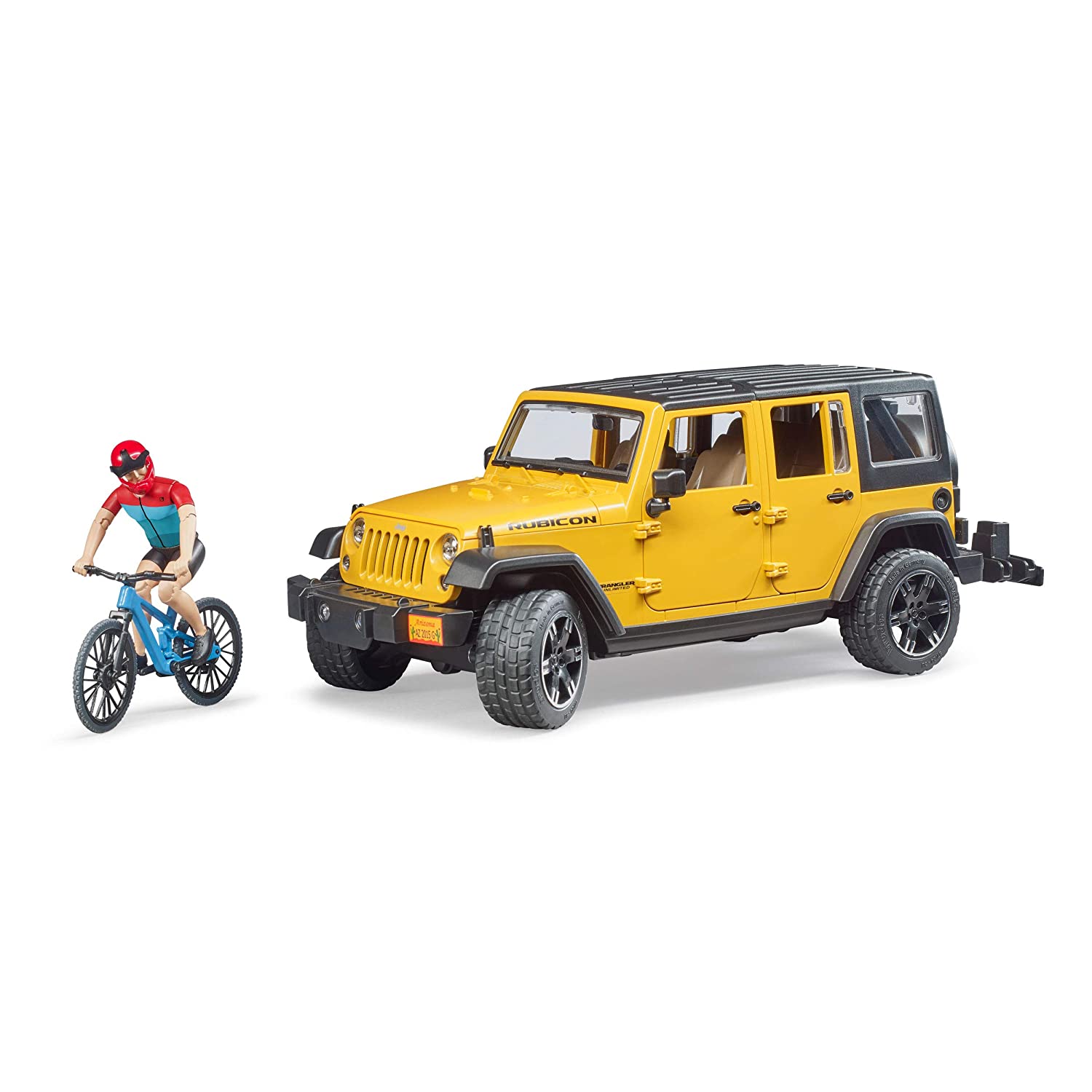 Jeep Wrangler Rubicon Unlimited con mountain bike e ciclista